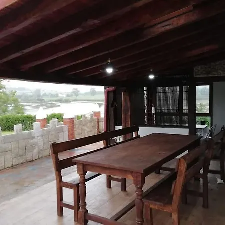 La Casita De La Ria * Arnuero